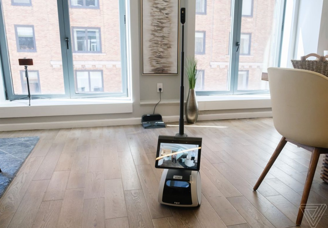 亚马逊推出史上第一个家用机器人：能聊天、能视频、能当安全员，还能帮你运啤酒
