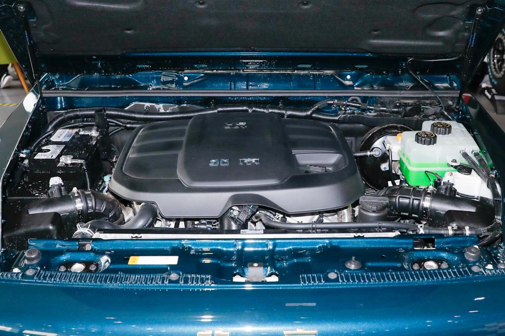 40万级的国产豪华越野，3.0T V6动力，配纳帕真皮，解读北京BJ80